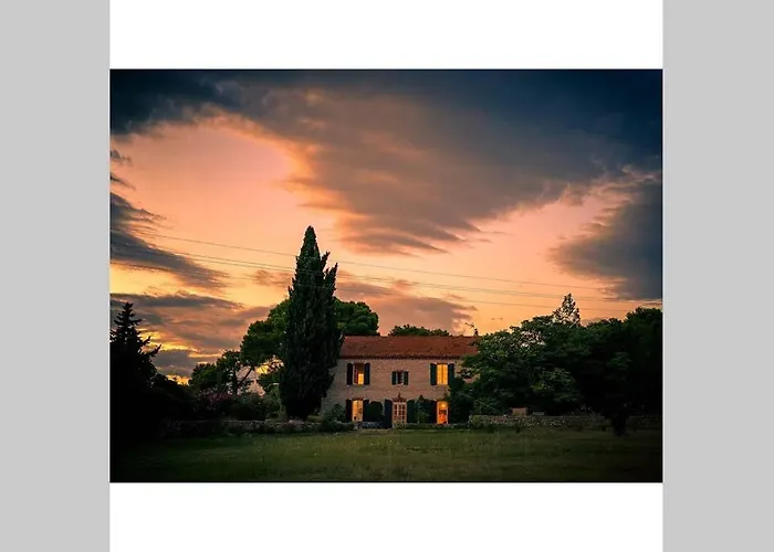 Maison Saraphina Casa de Férias *