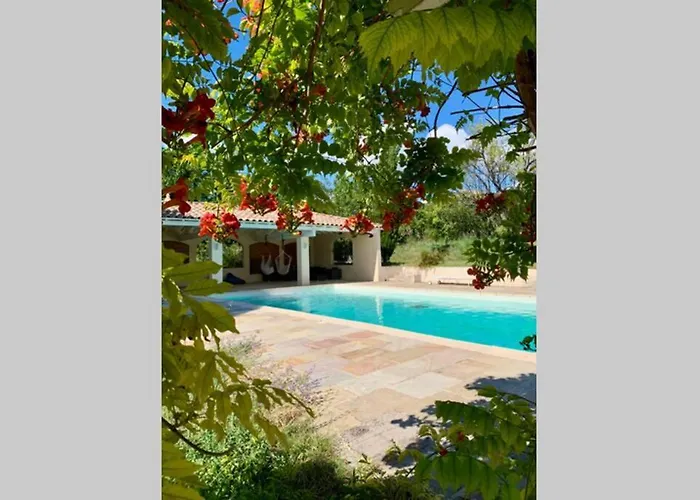 Casa de Férias Maison Saraphina *